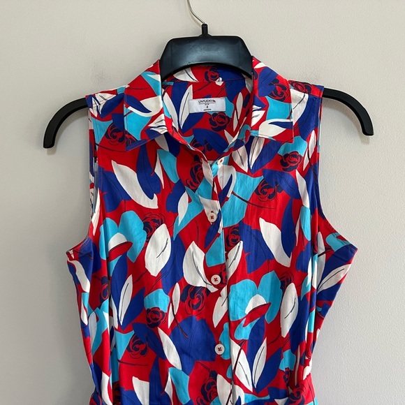 UntuckIt for her Cotton Button Front Faye Dress in Blue, Red, White Floral, 4 - Picture 5 of 14